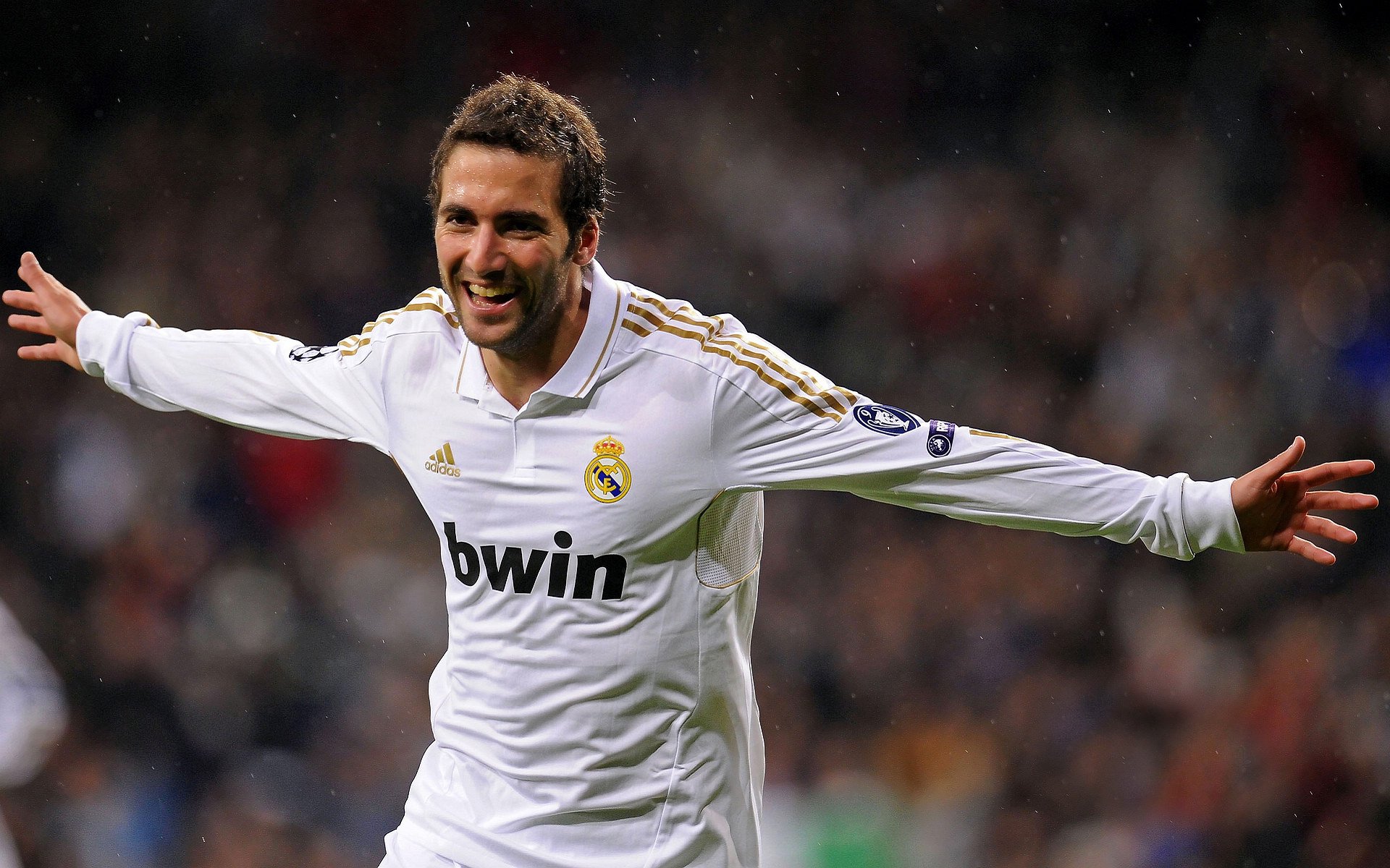 APEX英雄 全球战队积极备战，apex战队成员